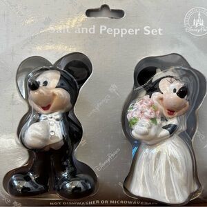 Disney Parks Mickey and Minnie Wedding Salt and Pepper Set In Packaging